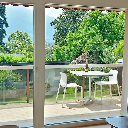 10 By Interhome Apartmán Muralto