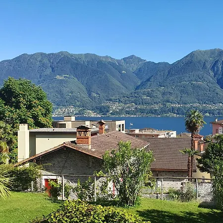 10 By Interhome * Muralto