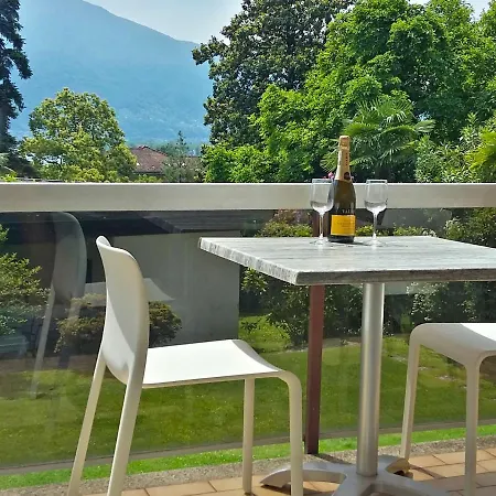 10 By Interhome * Muralto