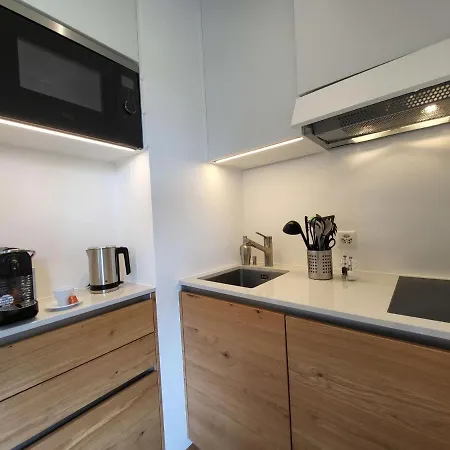10 By Interhome *
